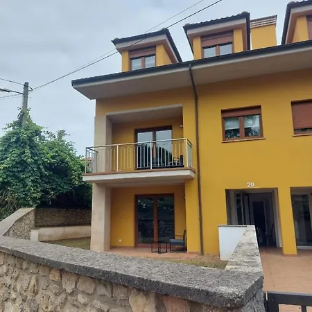 Aldea Bricia 20 Jardin * Posada De Llanes